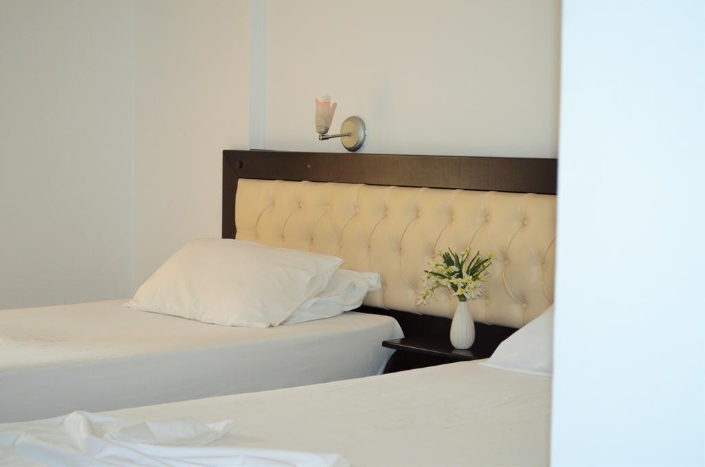 Jb Hotel Sarandë 外观 照片