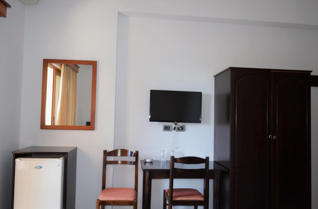 Jb Hotel Sarandë 外观 照片