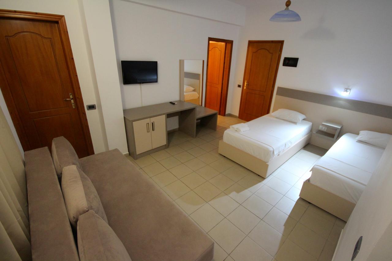 Jb Hotel Sarandë 外观 照片